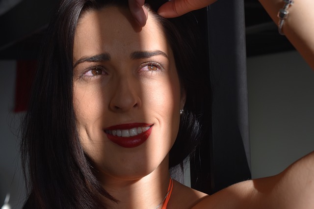 žena s úsměvem.jpg